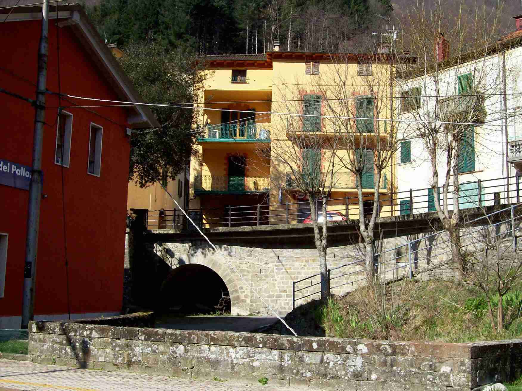  Image name: 13 Molino.jpg 
 width: 1751 pixel 
 height: 1313 pixel 
 Size: 196670 bytes 
 Click to enlarge 